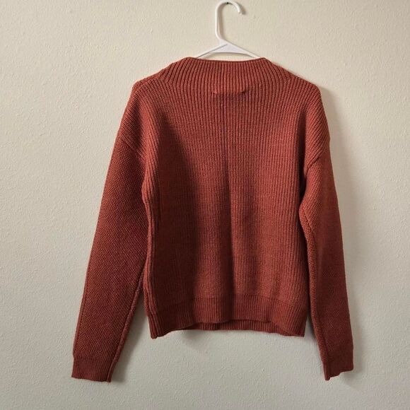 Women's Heartloom Geometric Tight Knit Burgundy High Crewneck Sweater Small - Picture 4 of 6
